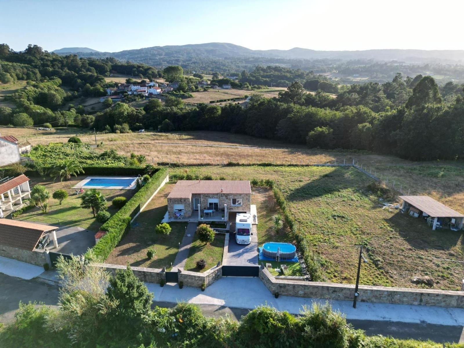 Casa Vanguardista En El Campo Cerca De Santiago Понтеведра Екстериор снимка